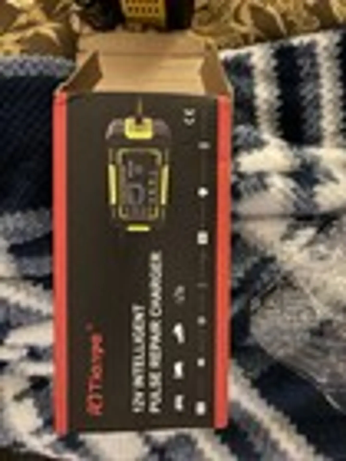 Cargador Batería Auto Moto 12V 6A Inteligente Reparación de Pulsos RJ Tianya 3