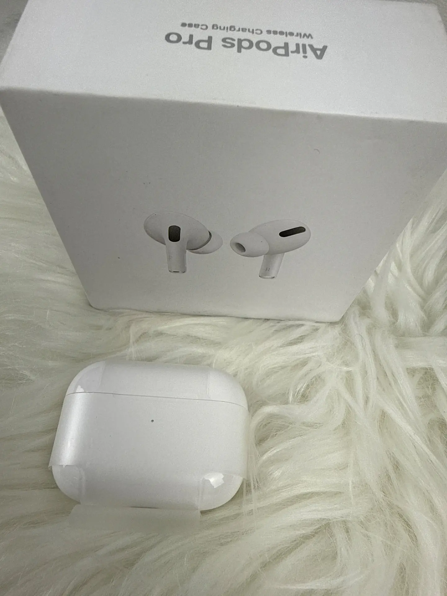Audífonos Inalámbricos con Estuche y Cancelación de Ruido 4