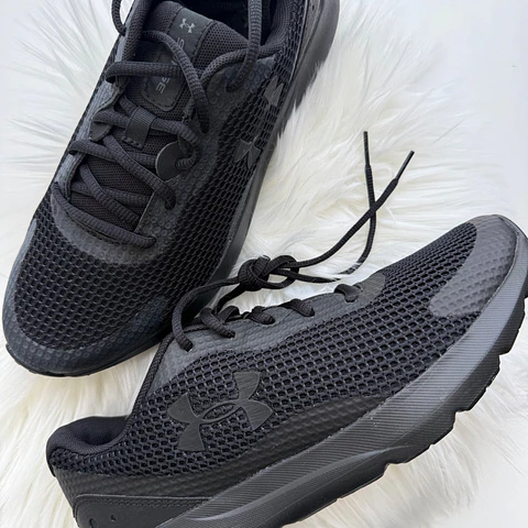 Zapatillas Running Hombre Under Armour UA Surge 3 Negro