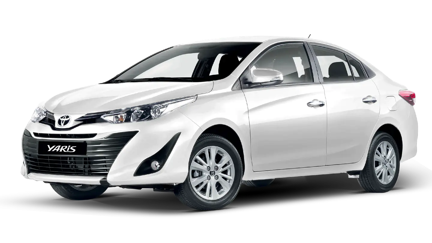 Toyota Yaris SEDAN 1.5 2025-2026 (Automático) -  5 Personas 1