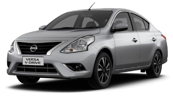 Nissan Versa o similar 1.6 2025-2026 (Mecánica) - 5 Personas