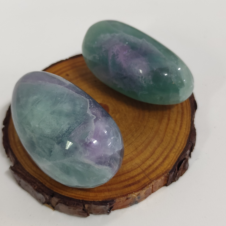 Fluorite Arco-Íris | Cristal de Meditação (cristal da direita) 2