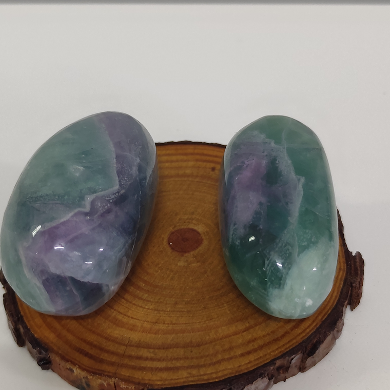 Fluorite Arco-Íris | Cristal de Meditação (cristal da direita) 3