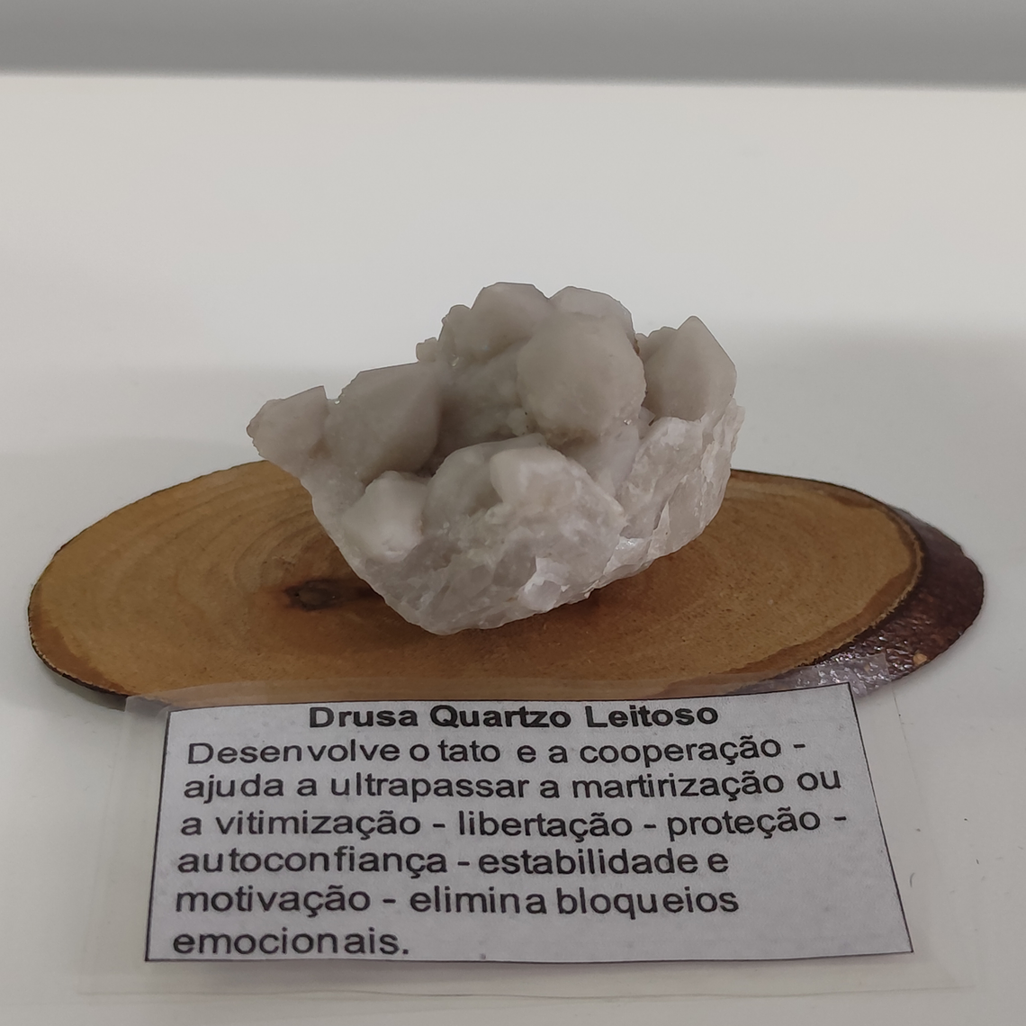 Drusa de Quartzo Leitoso 1