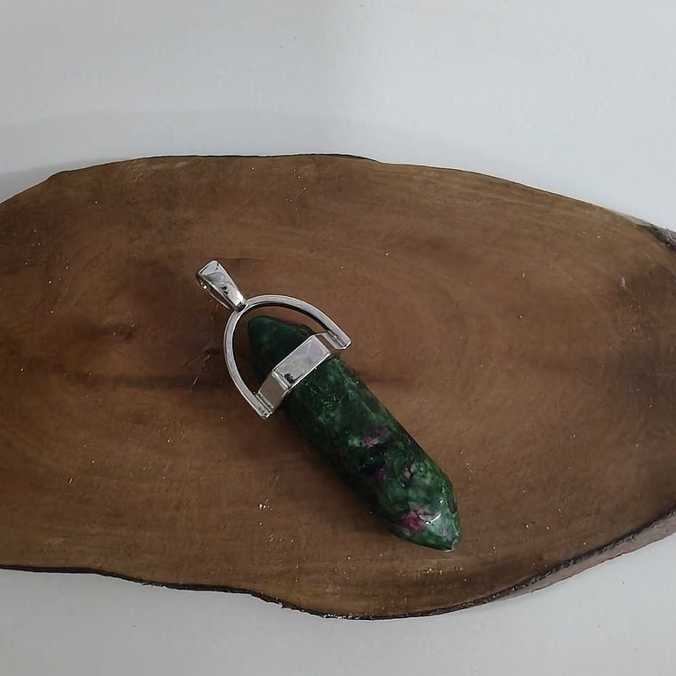 Pingente em ponta de Rubi na Zoisite 1