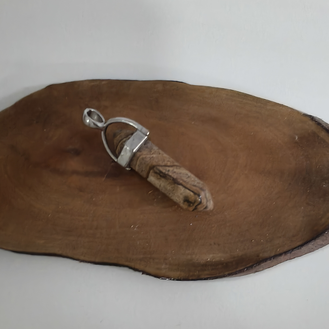 Pingente em ponta de Jaspe Paisagem 1