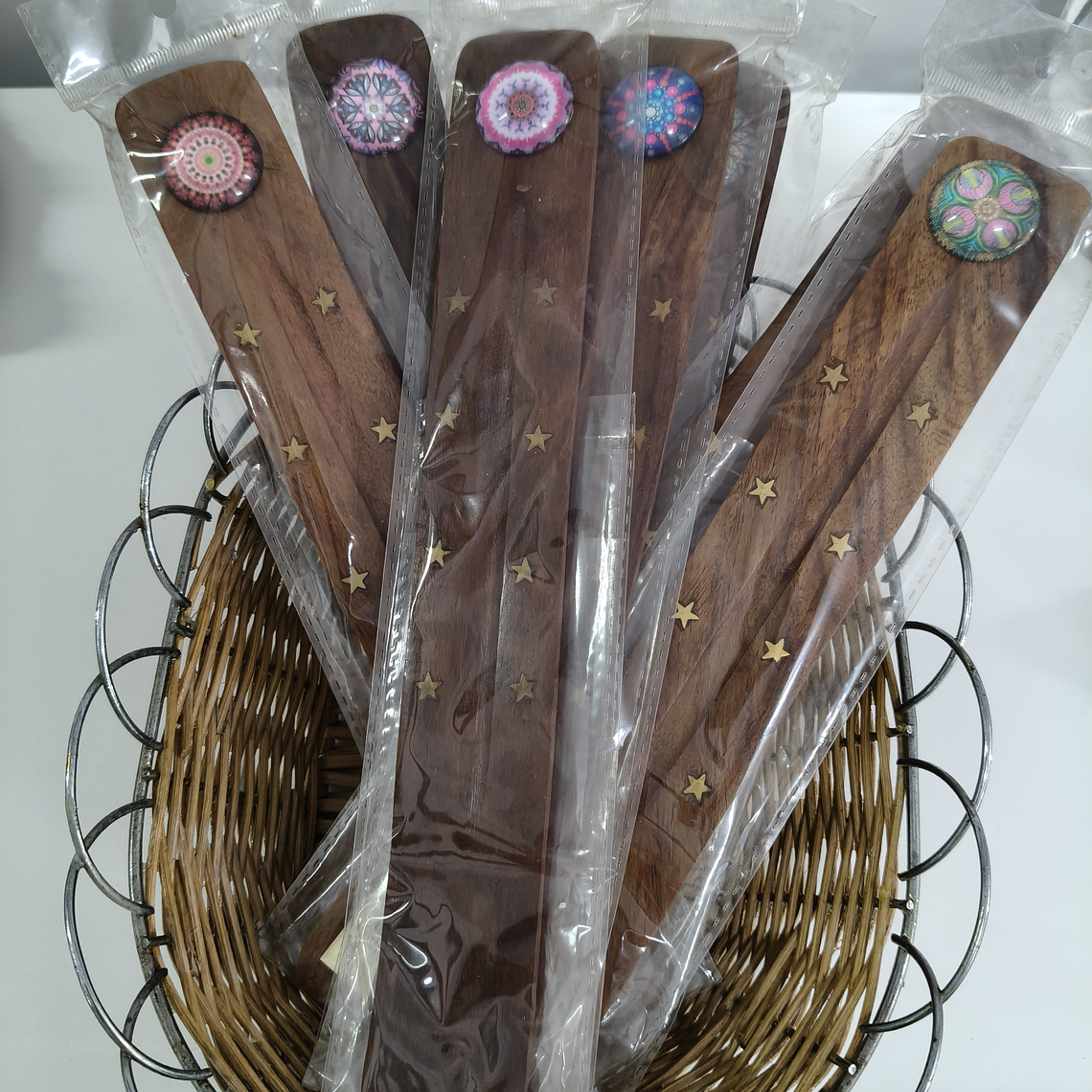 Incensários de madeira 2