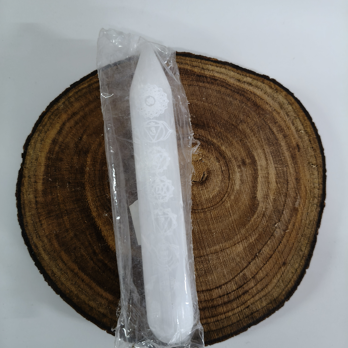 Bastão de Selenite com Chackras 1