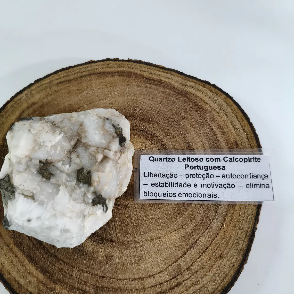 Quartzo Leitoso com Calcopirite Portuguesa 1