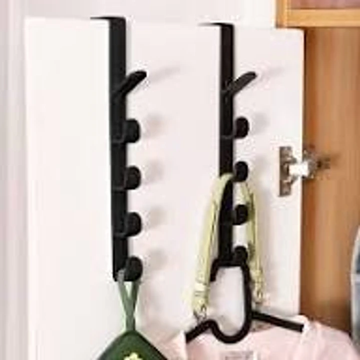 GANCHO COLGADOR ROPA PUERTA 1