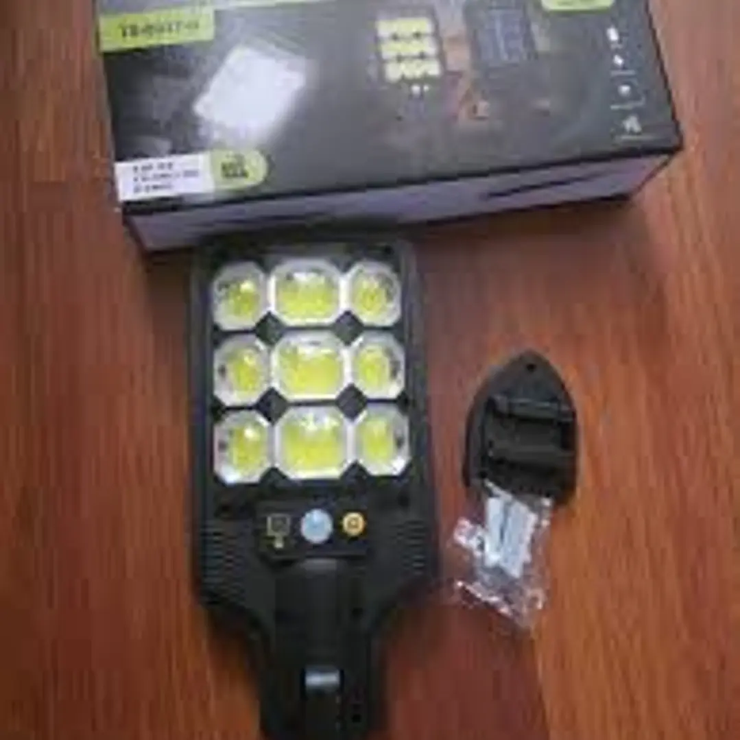 FOCO PANEL SENSOR SOLAR TS8037-B 1