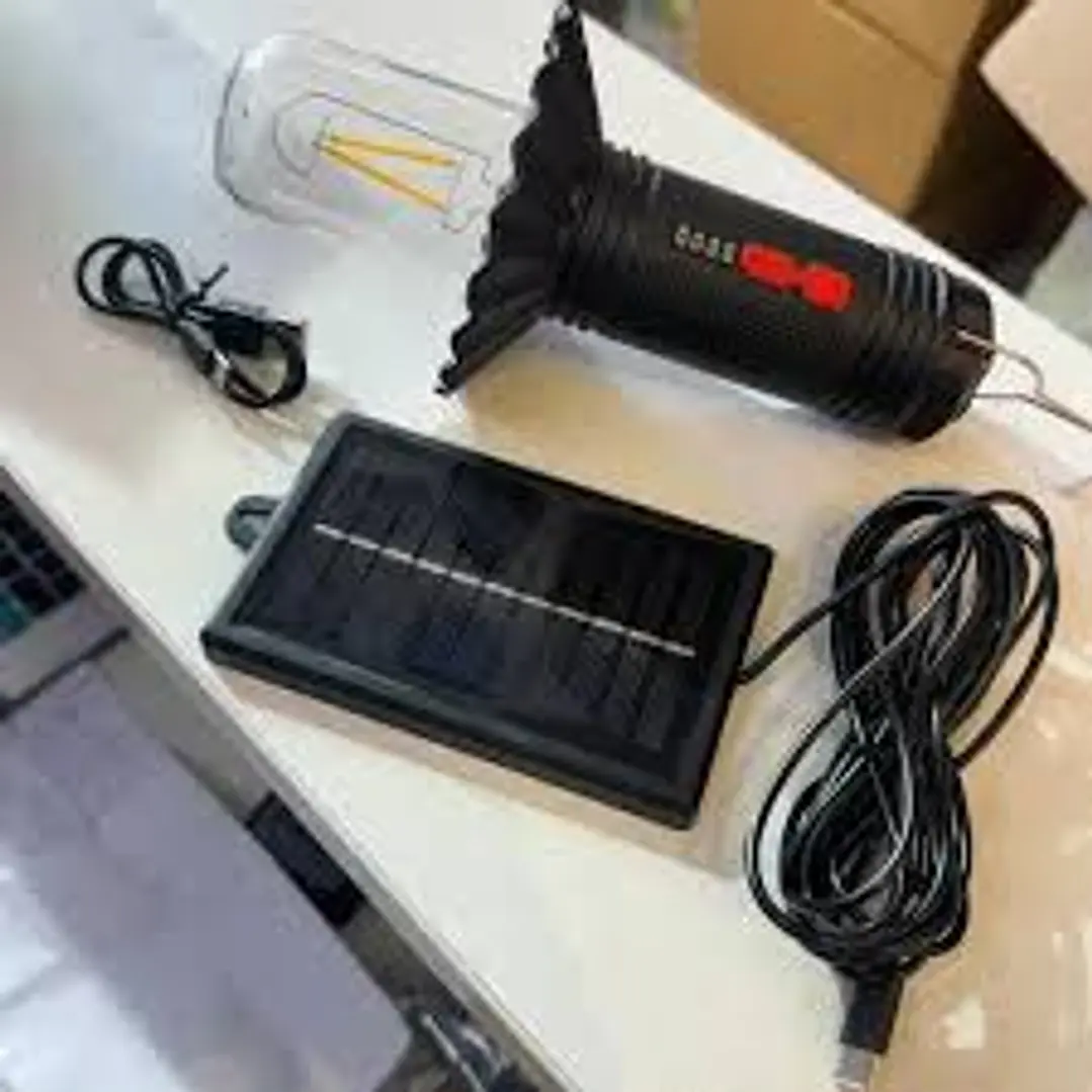 LAMPARA SOLAR CON CARGADOR INDEPENDIENTE JB-968W 3