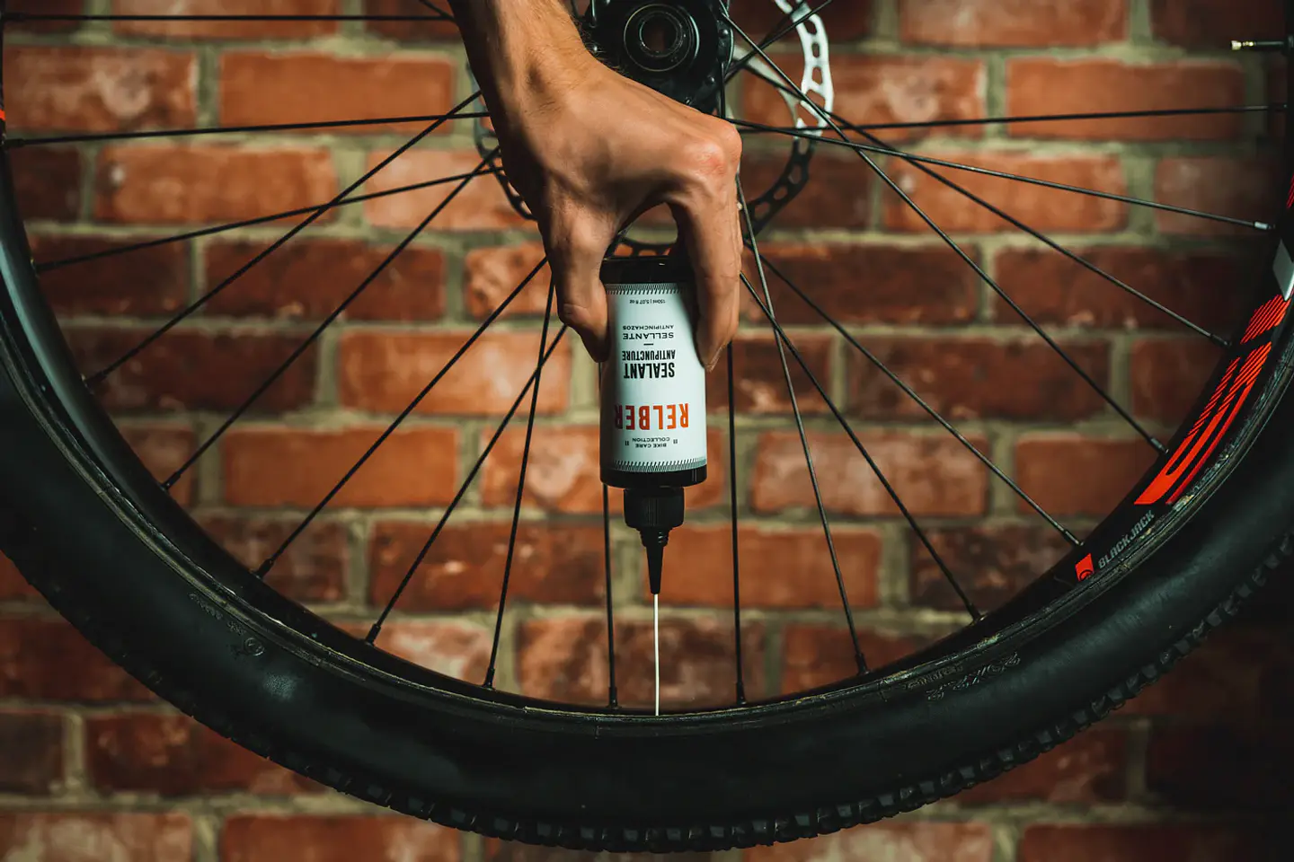 RELBER LIQUIDO SELLANTE TUBULAR 150ML 2
