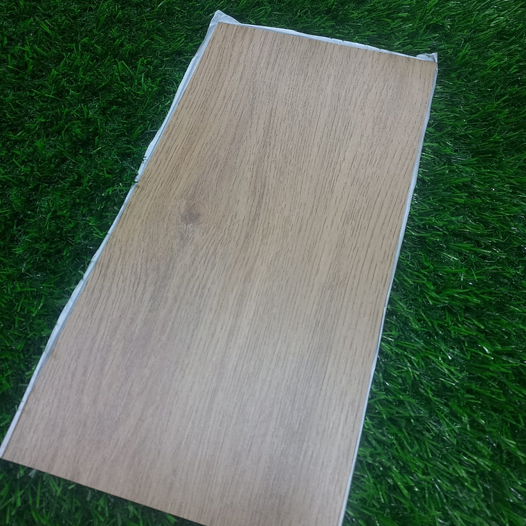 Piso LVT Tabaco Precio Por m2 1