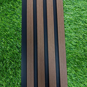 Lambrin exterior Peralte Bajo Black-Ipe - precio por m2