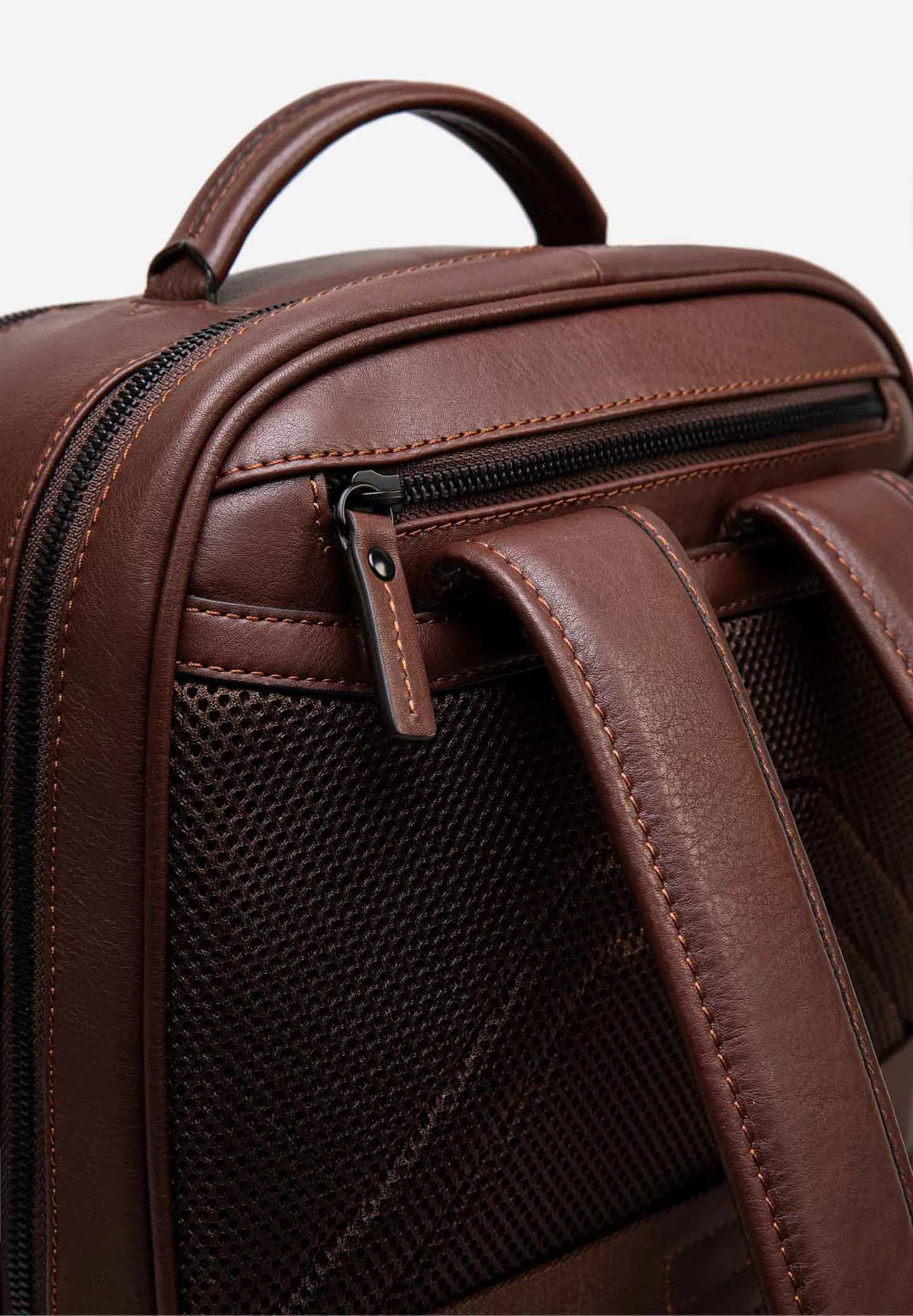 Mochila Urban Axis 4