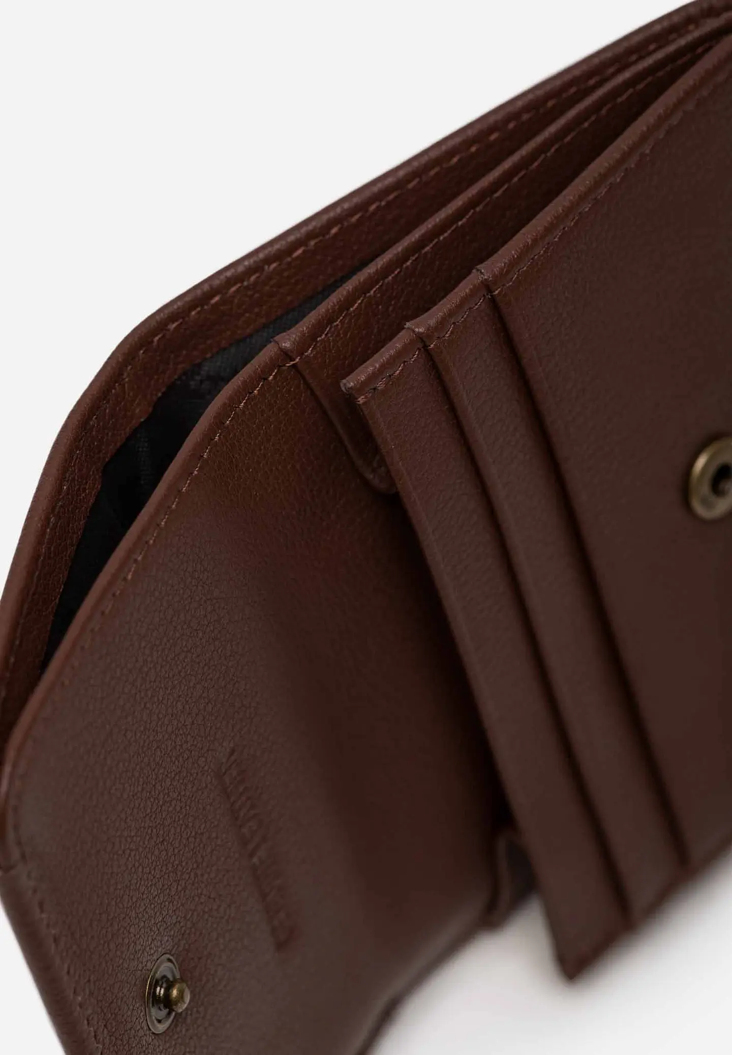 Monedero De Hombre Cuero Axis S/99 (Antes S/109) 16