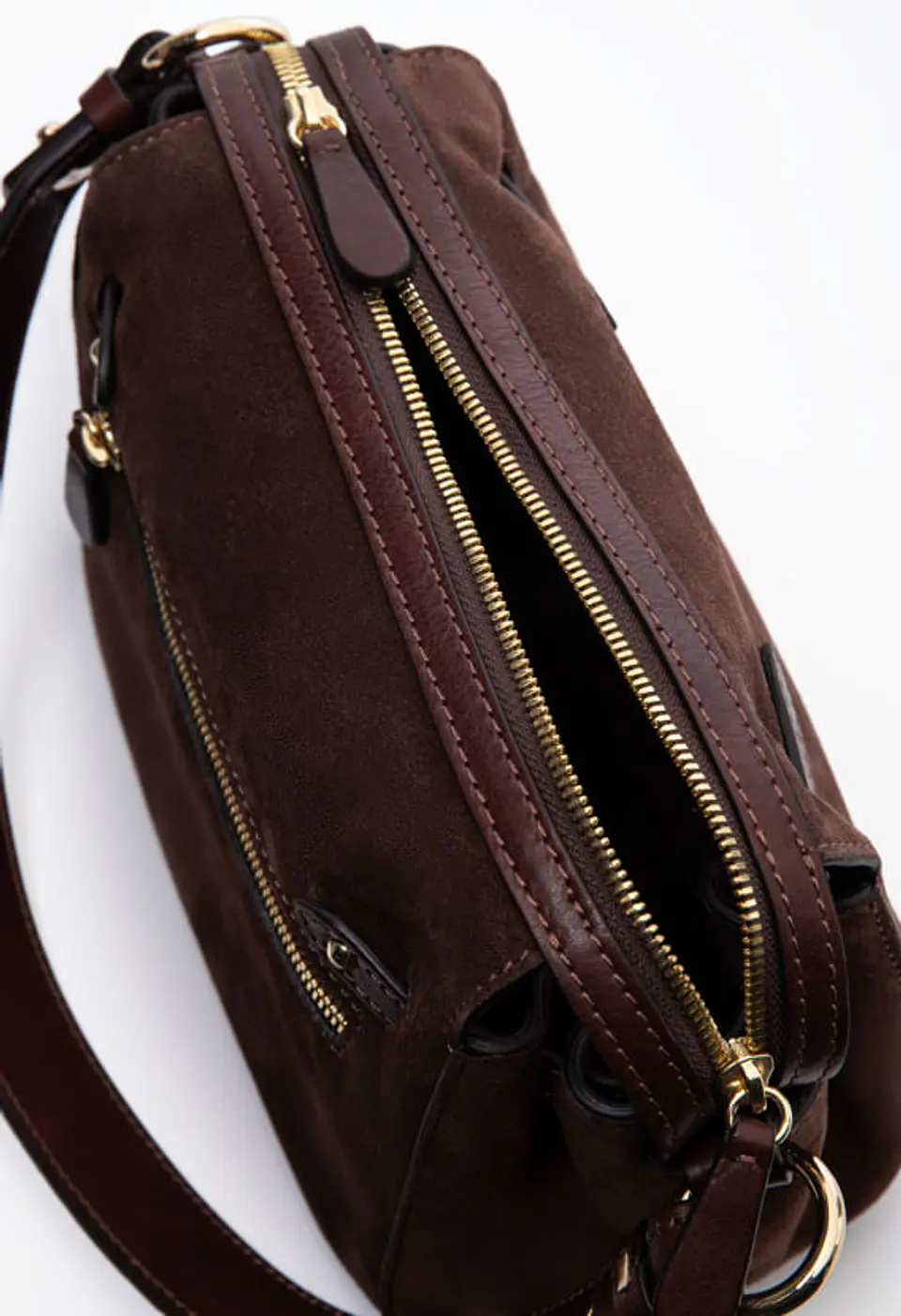 Cartera Cuero Suede 24