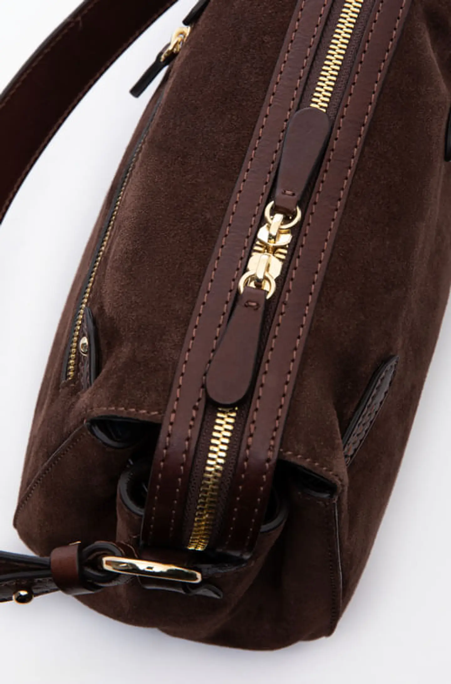 Cartera Cuero Suede 27