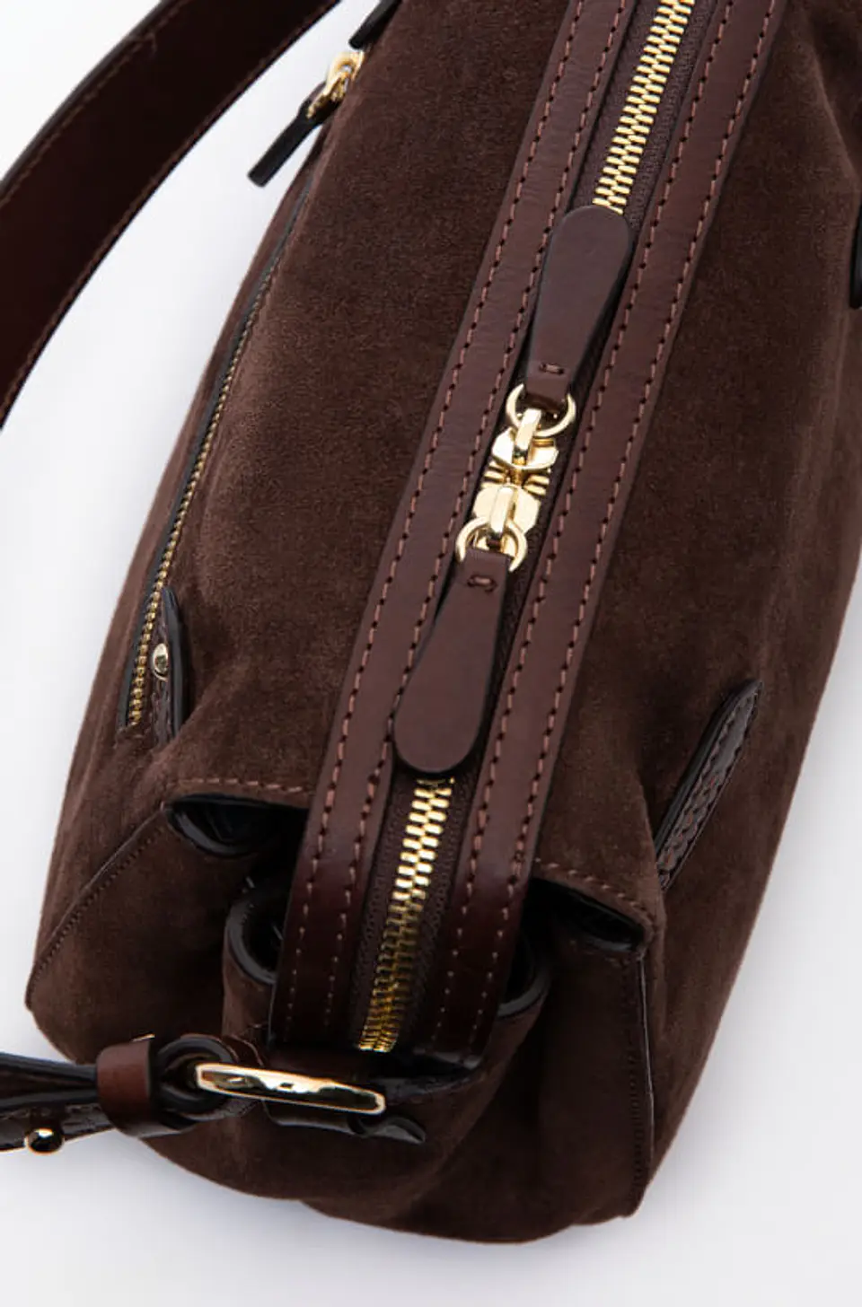 Cartera Cuero Suede 27