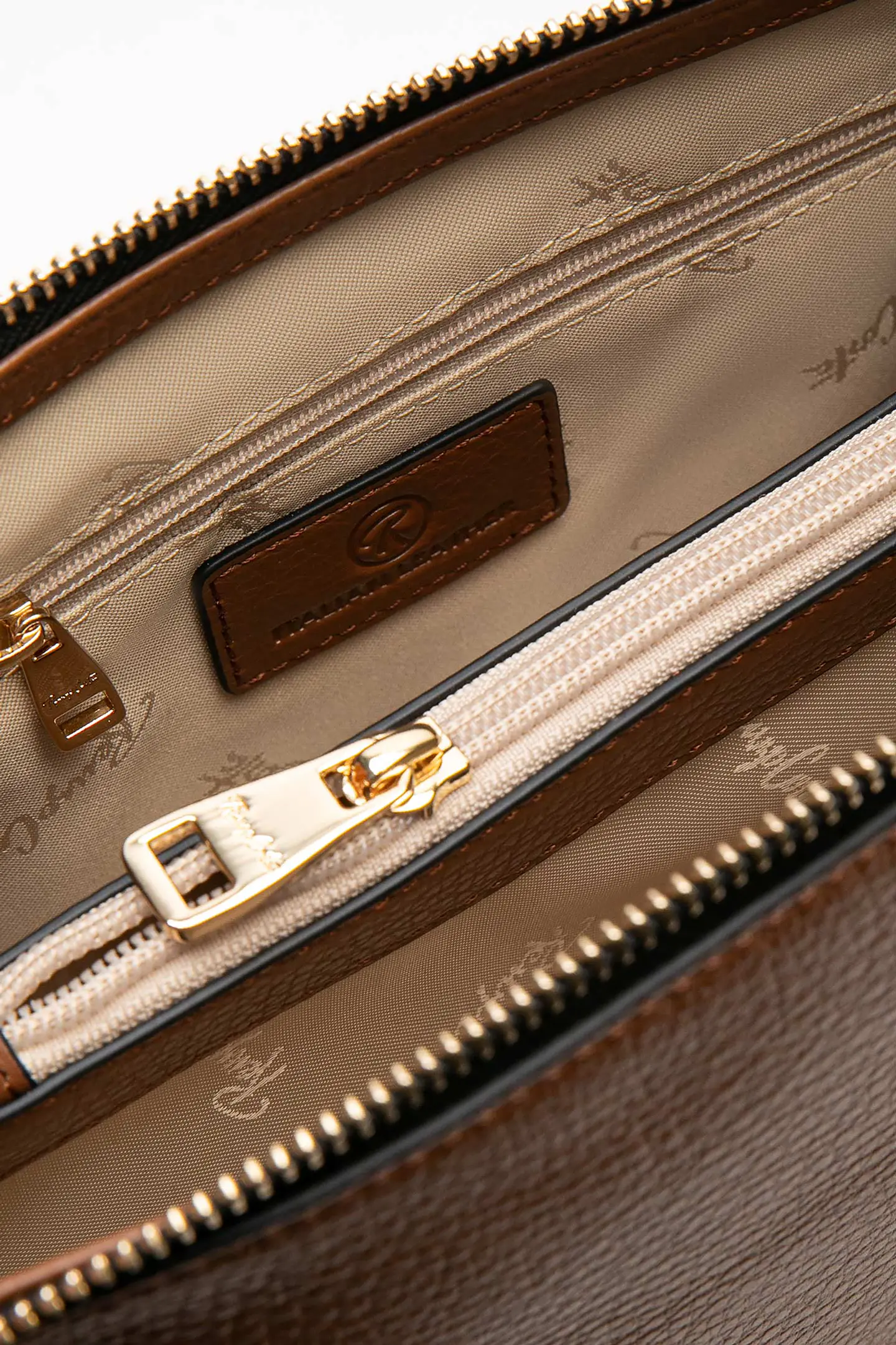 Cartera Cuero Versatil Loop 9
