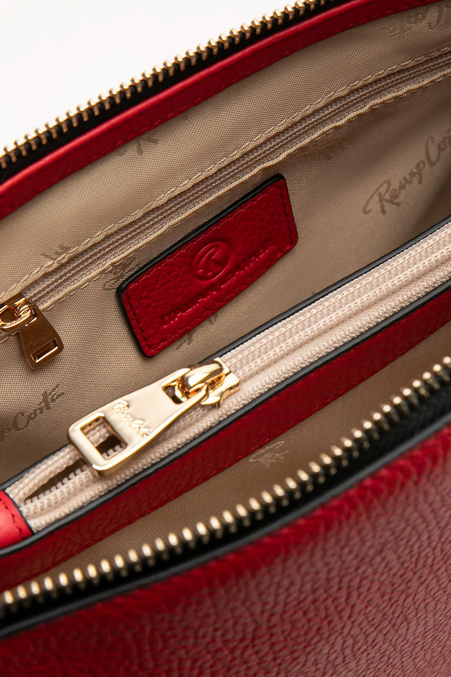 Cartera Cuero Versatil Loop 22