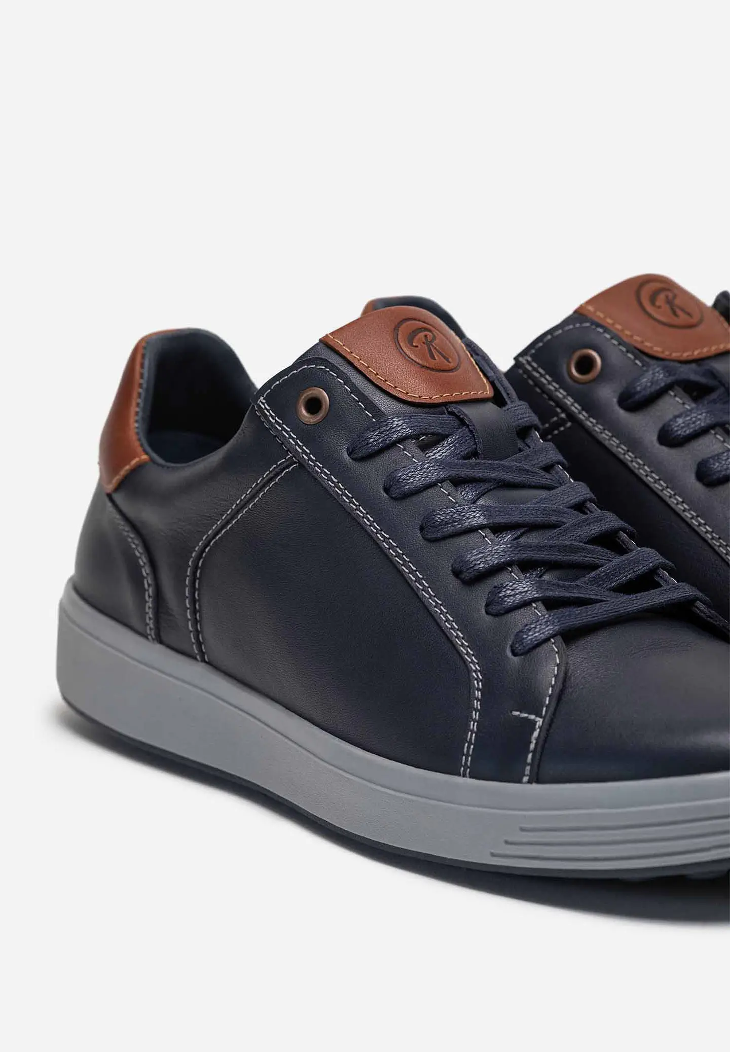 Sneakers Metro One 64