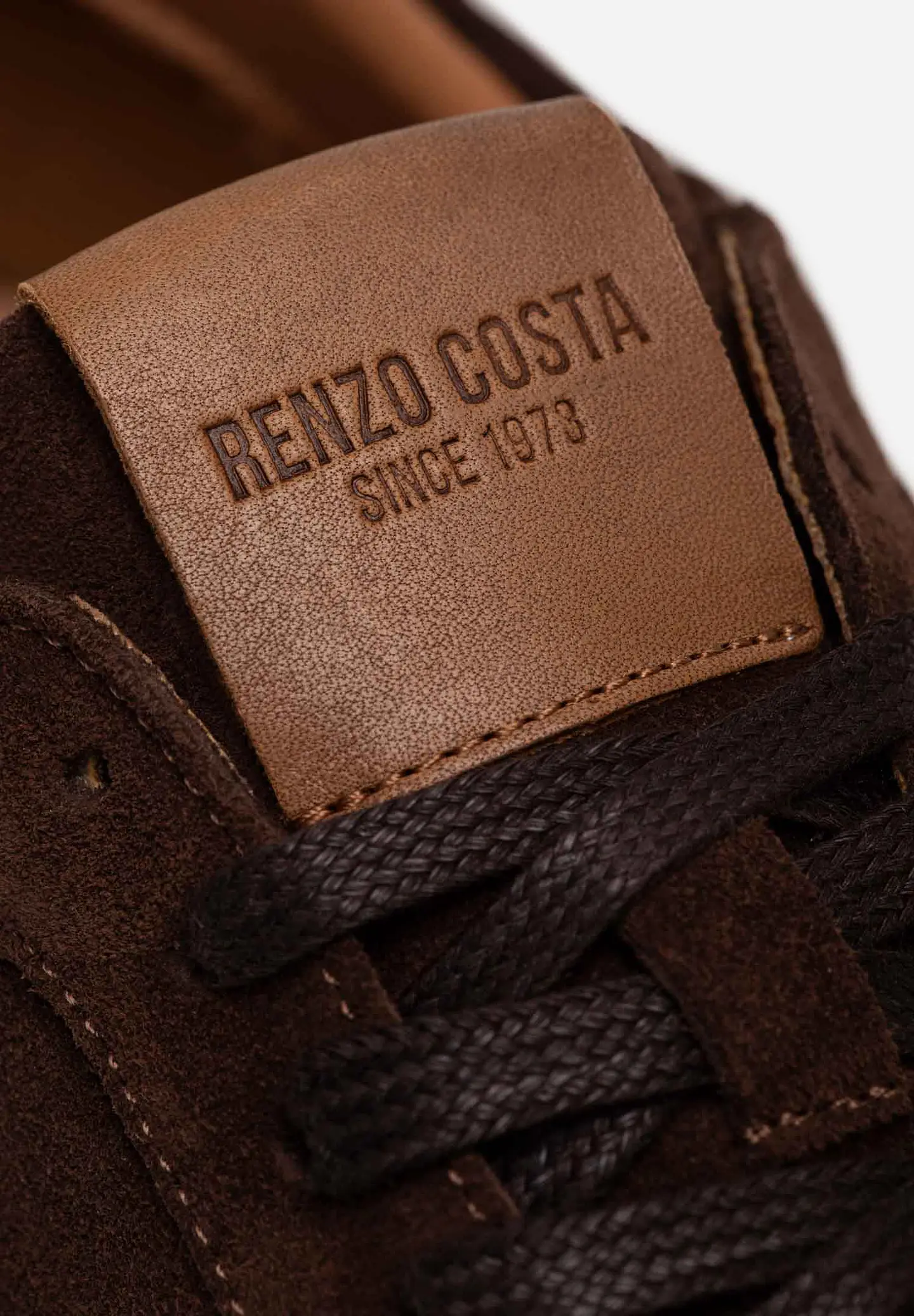 Sneakers Metro Suede 26