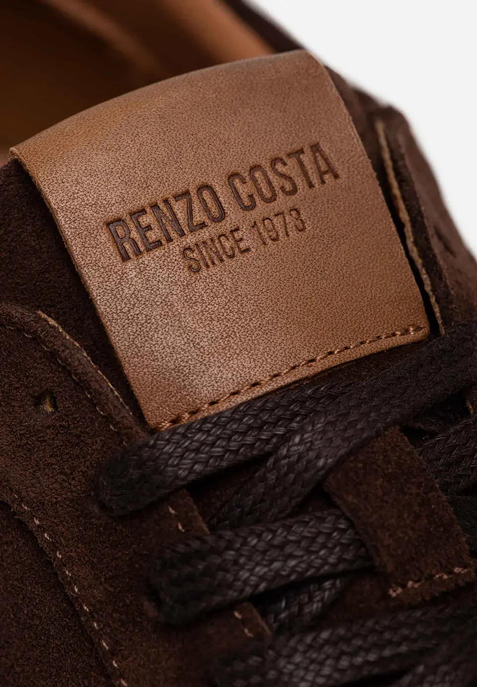 Sneakers Metro Suede 33