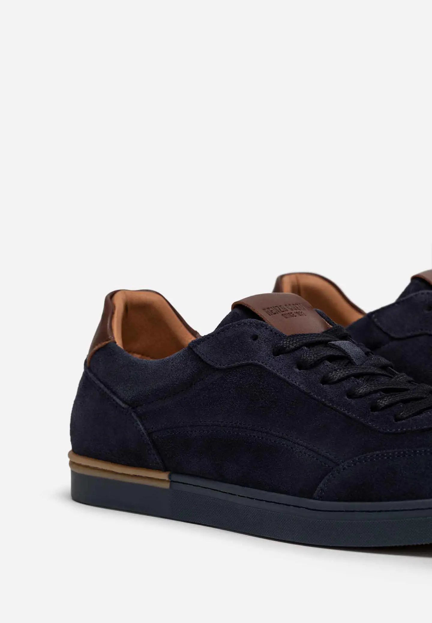 Sneakers Metro Suede 121
