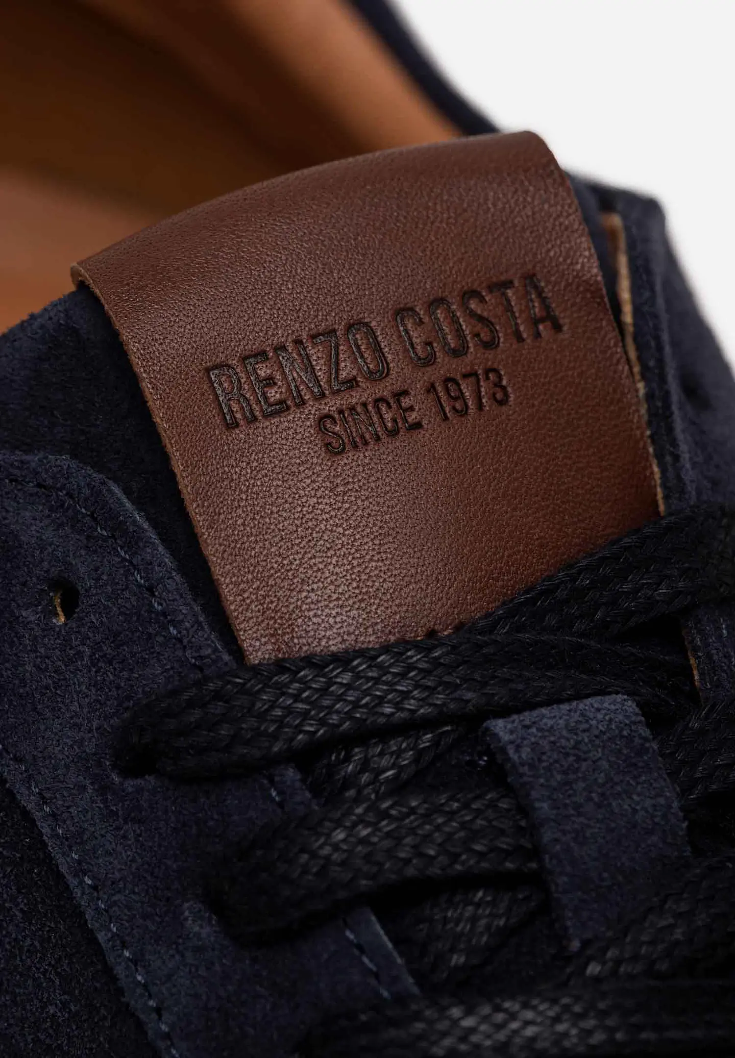 Sneakers Metro Suede 132