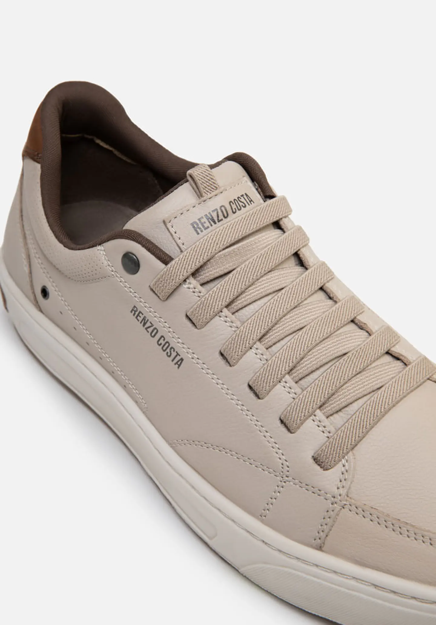 Sneakers Timeless 5
