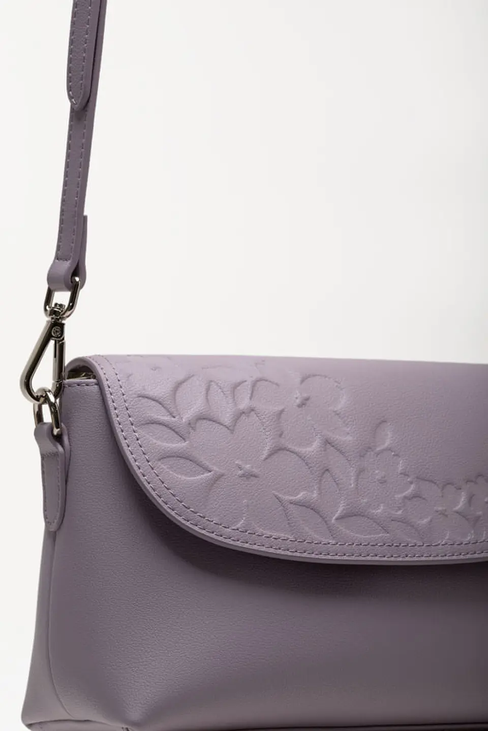 Morral Cuero Petalia 26