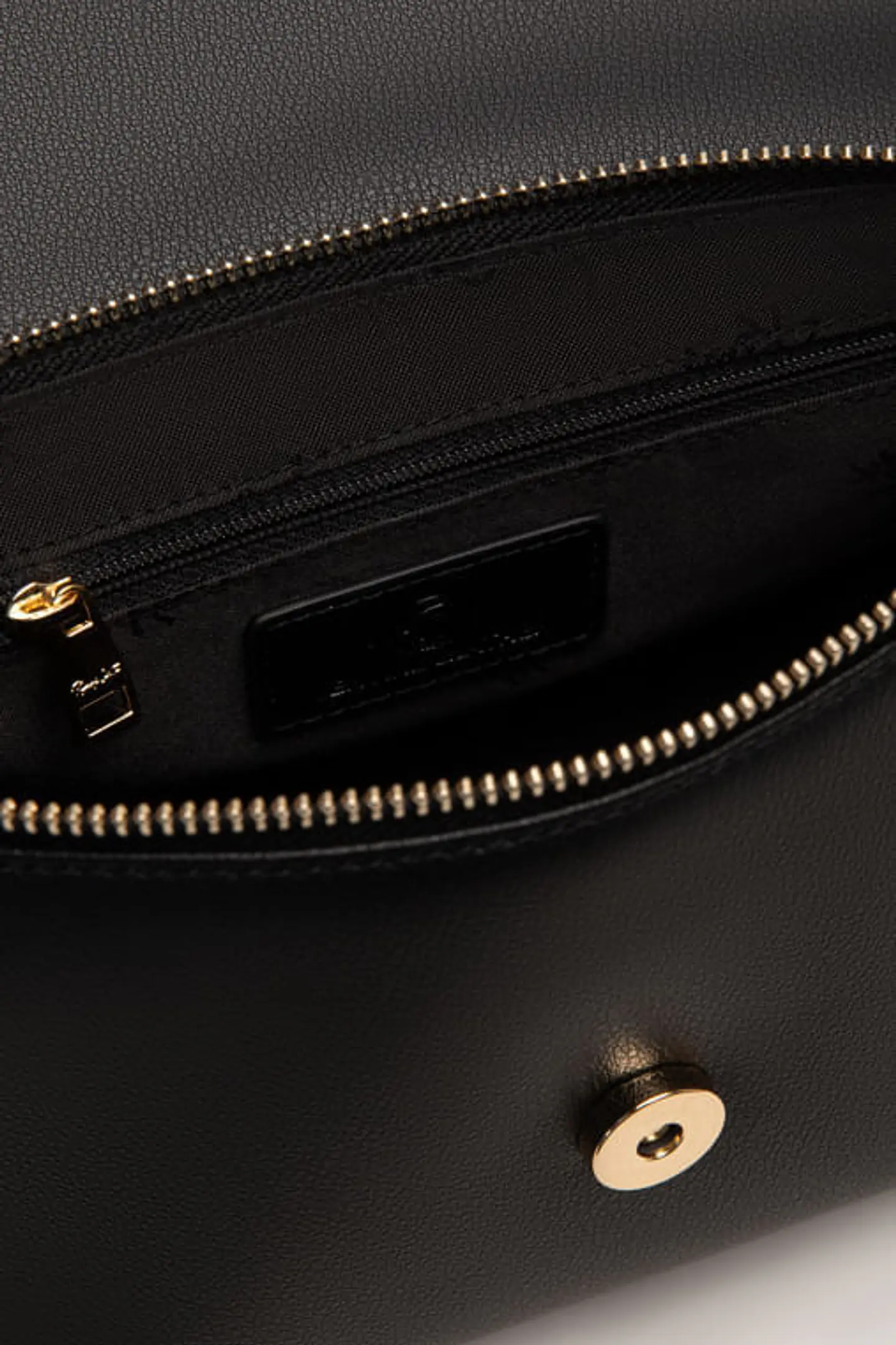 Morral Cuero Petalia 27