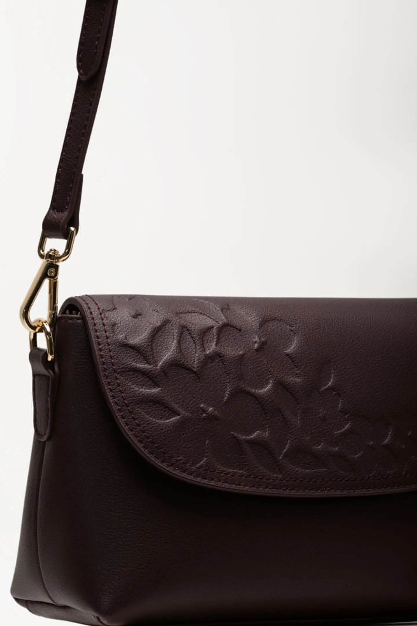 Morral Cuero Petalia 28