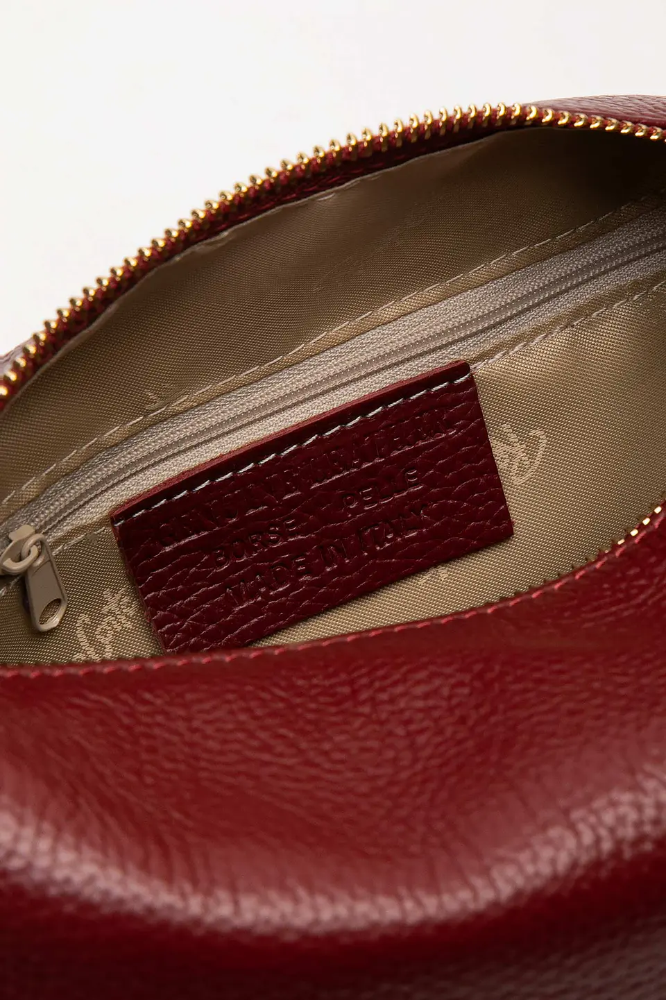 Cartera Cuero Cadence 17