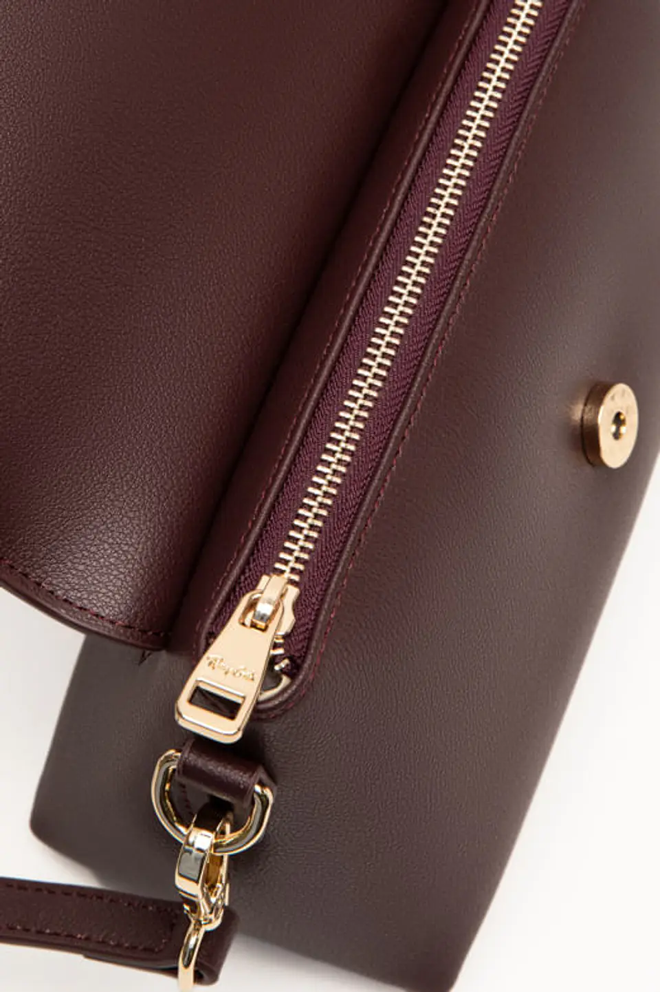 Morral Cuero Petalia 33