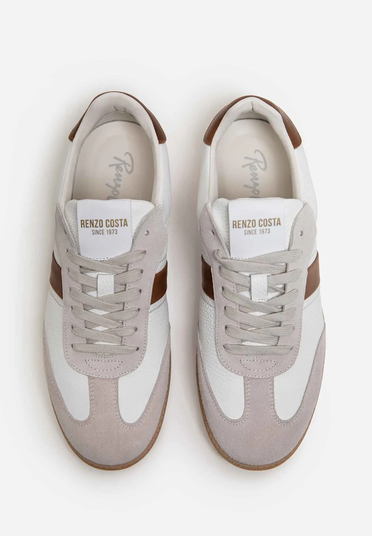 Sneakers Axis 63