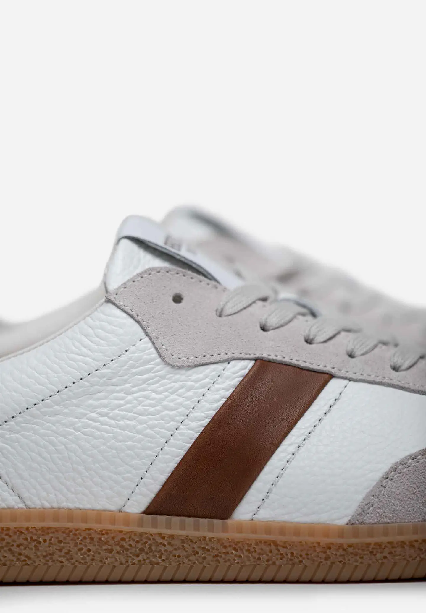 Sneakers Axis 109