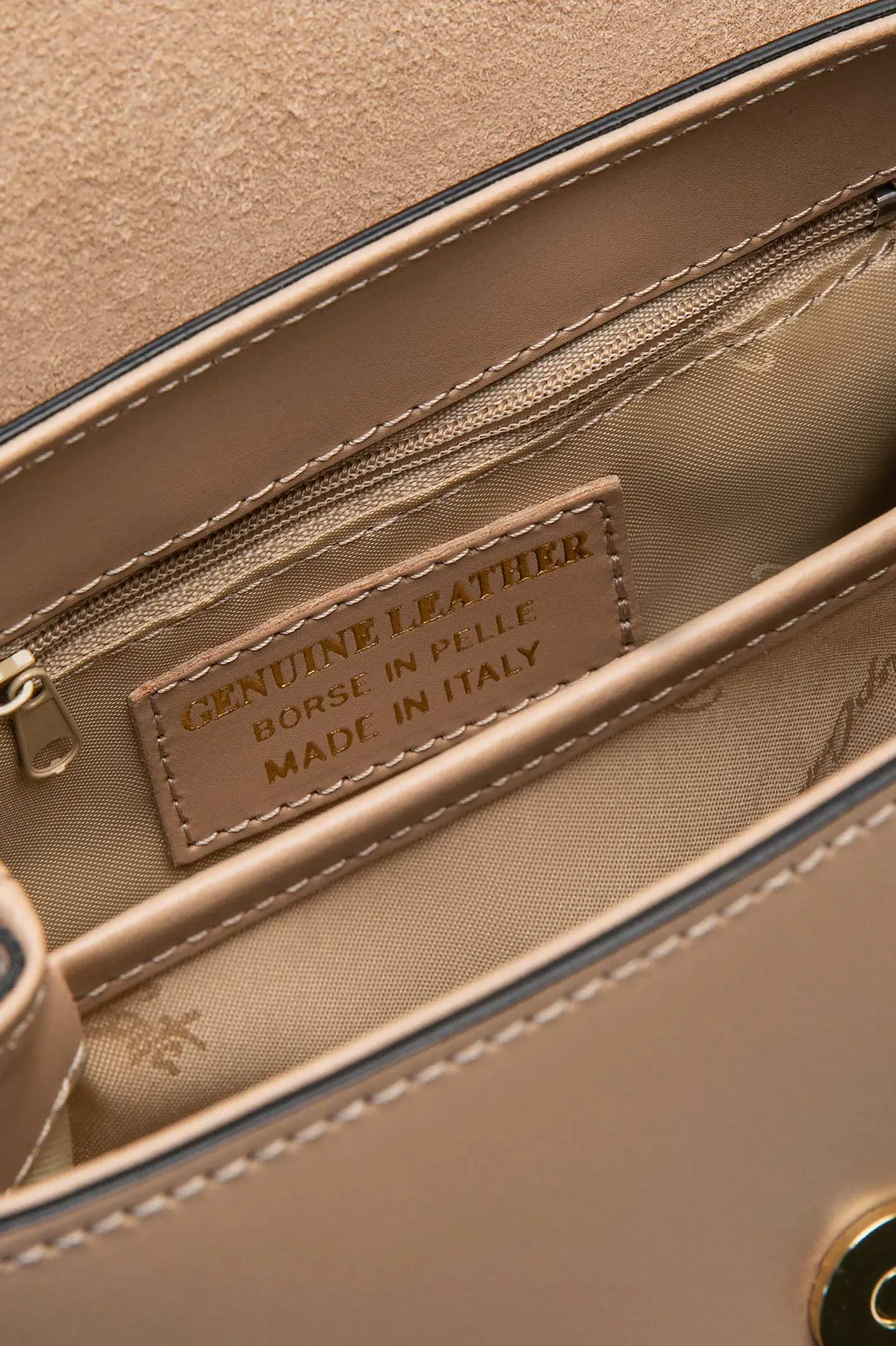 Cartera Cuero Ciclamine 24
