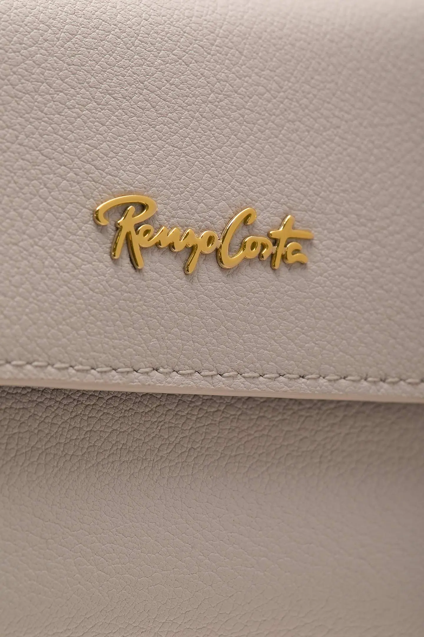 Billetera Cuero Zip Pocket 30