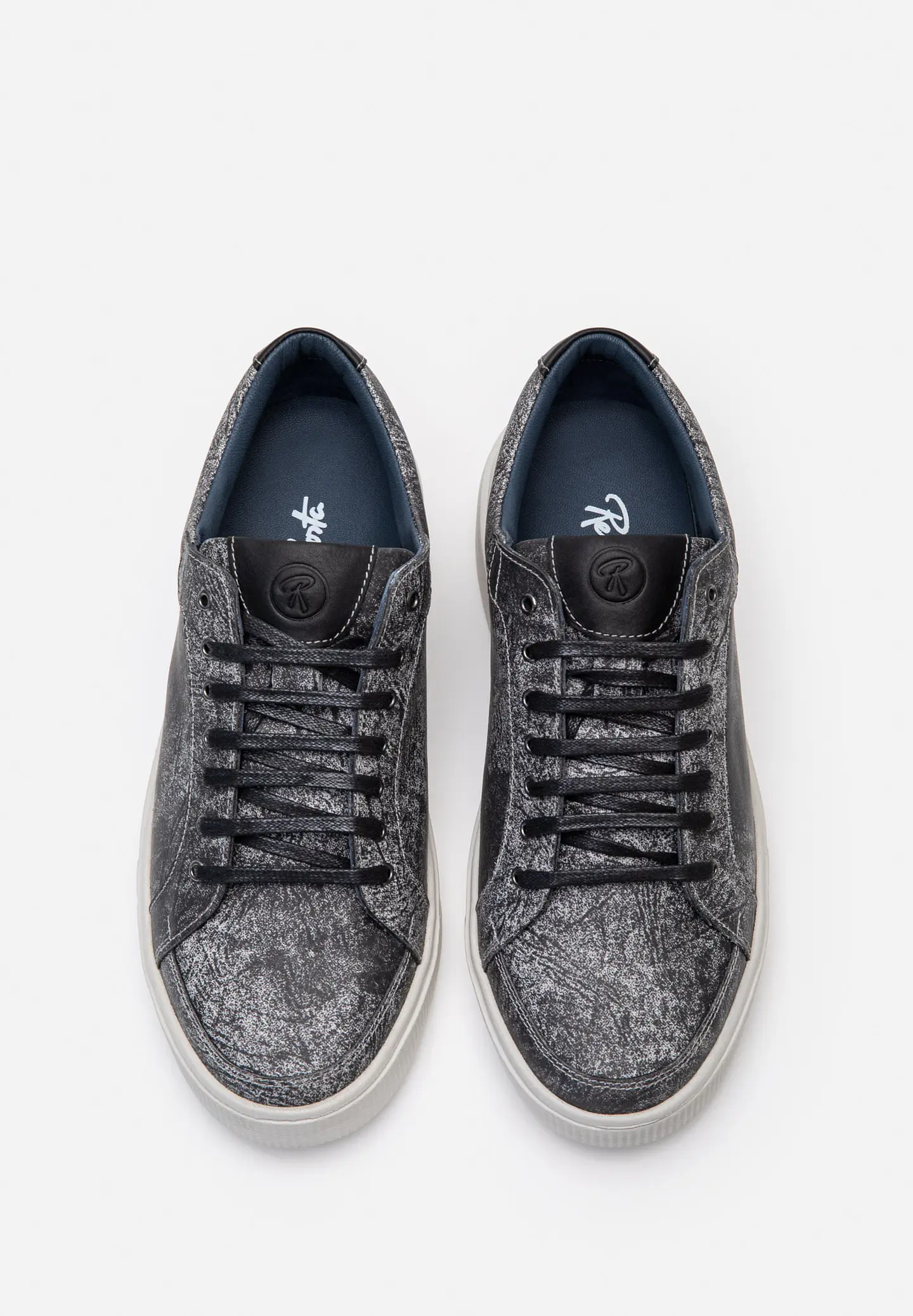 Sneakers Cuero Nebula 16
