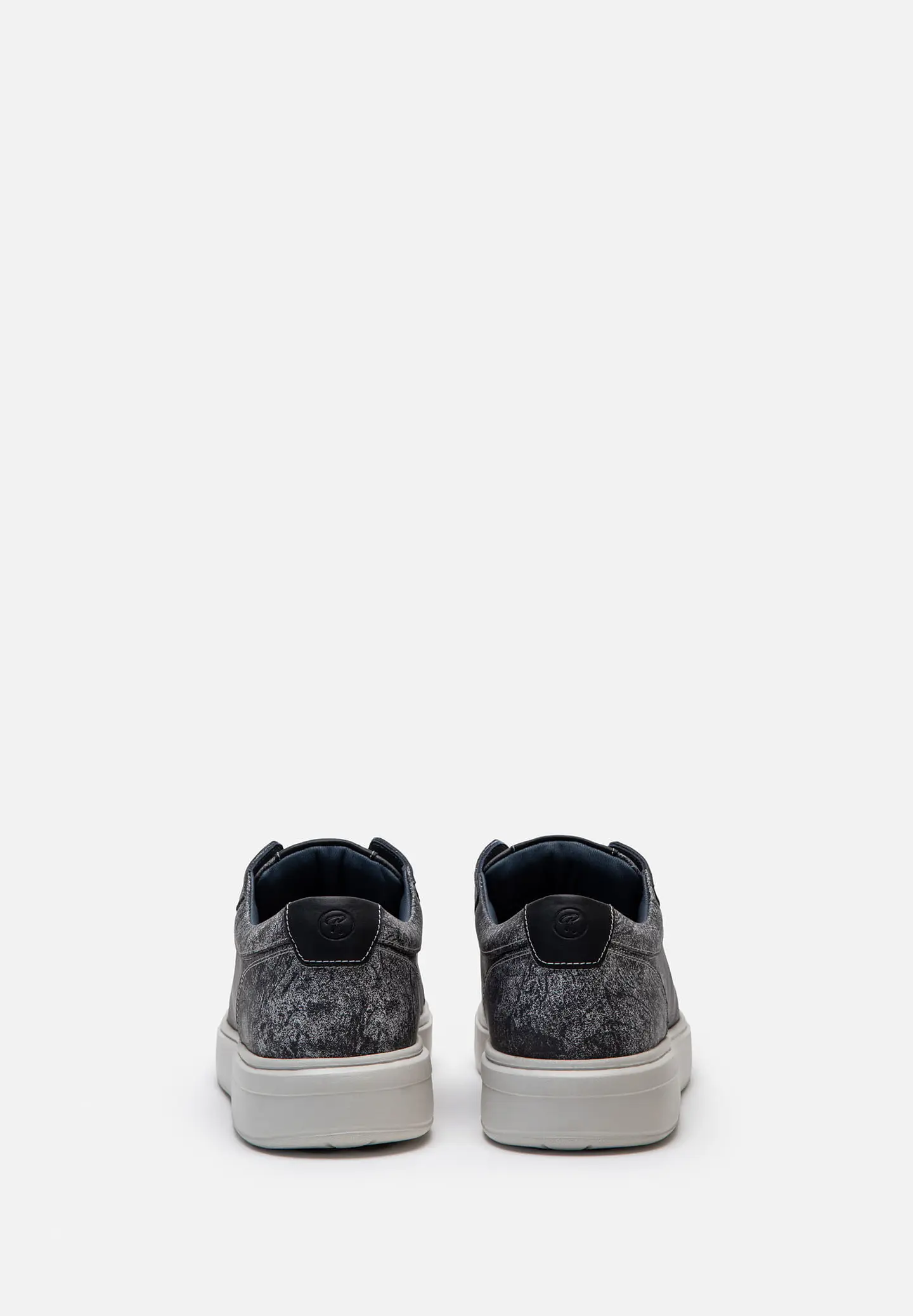 Sneakers Cuero Nebula 20