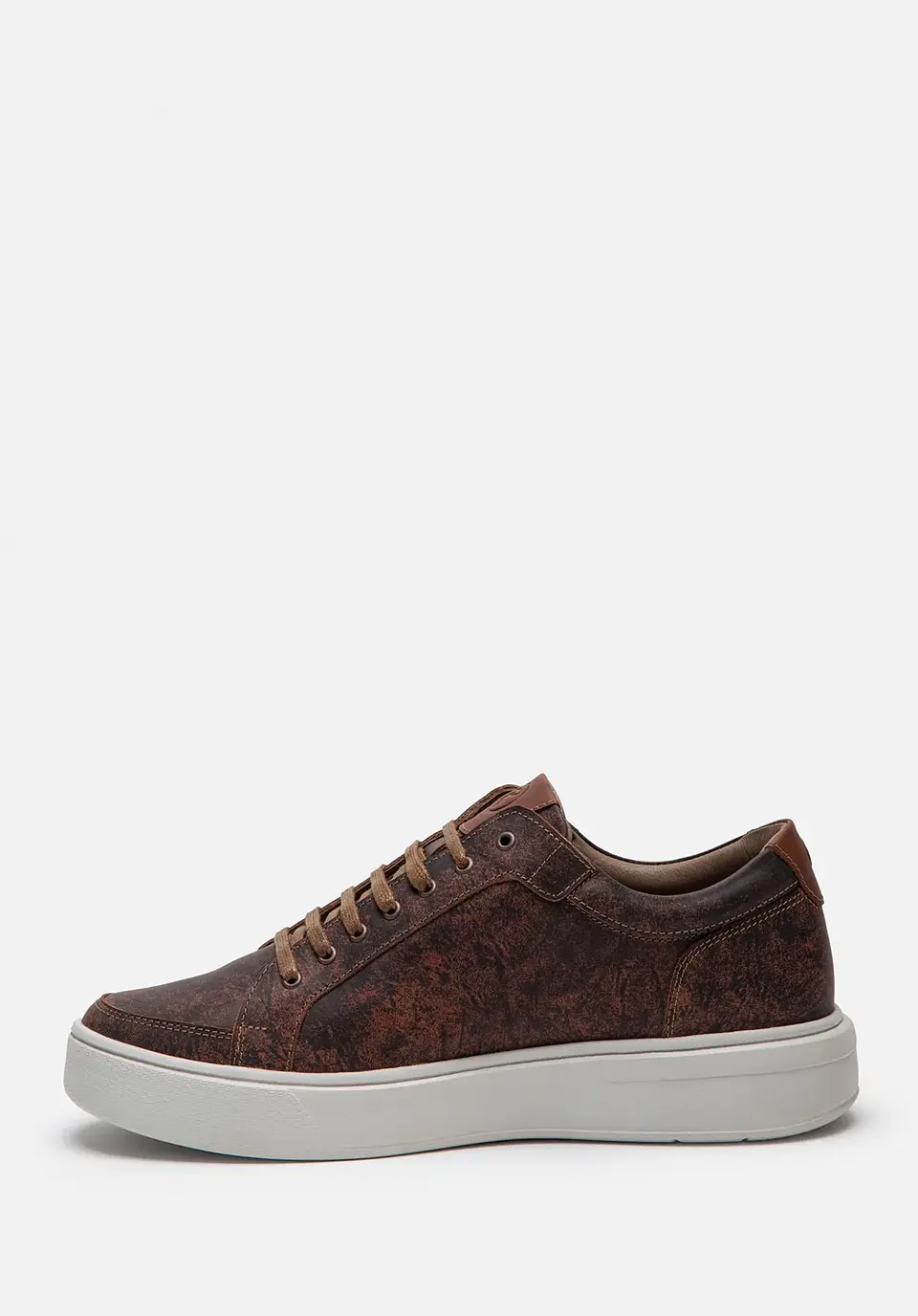Sneakers Cuero Nebula 52