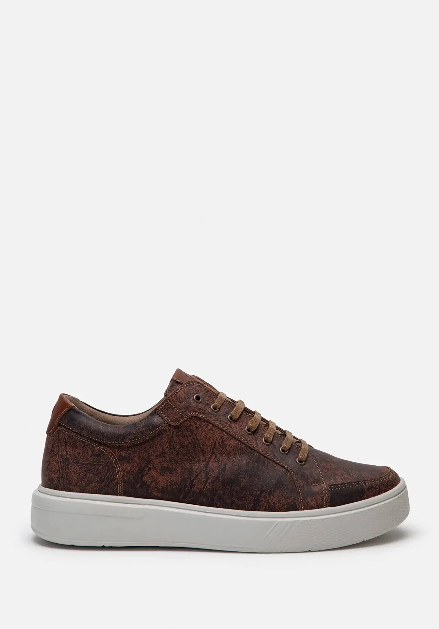 Sneakers Cuero Nebula 69