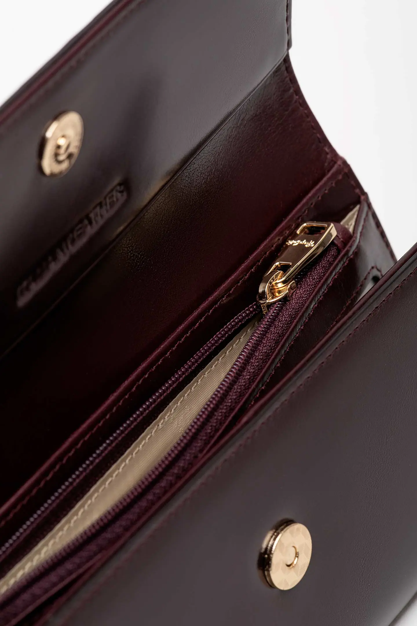 Billetera Cuero Croco Glow 5