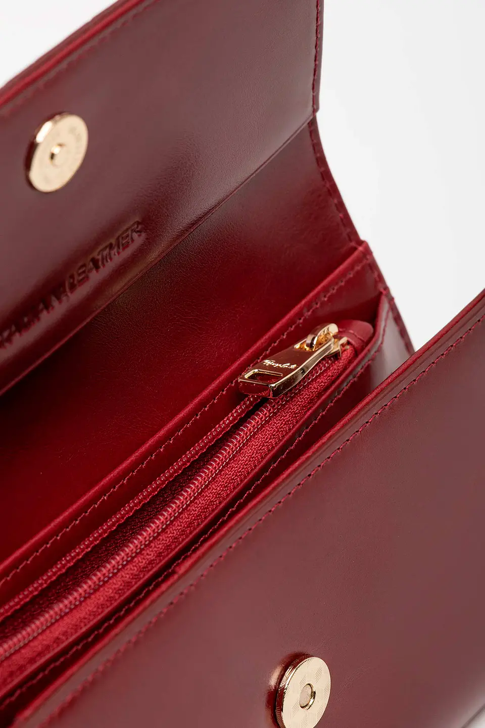 Billetera Cuero Croco Glow Midi 15