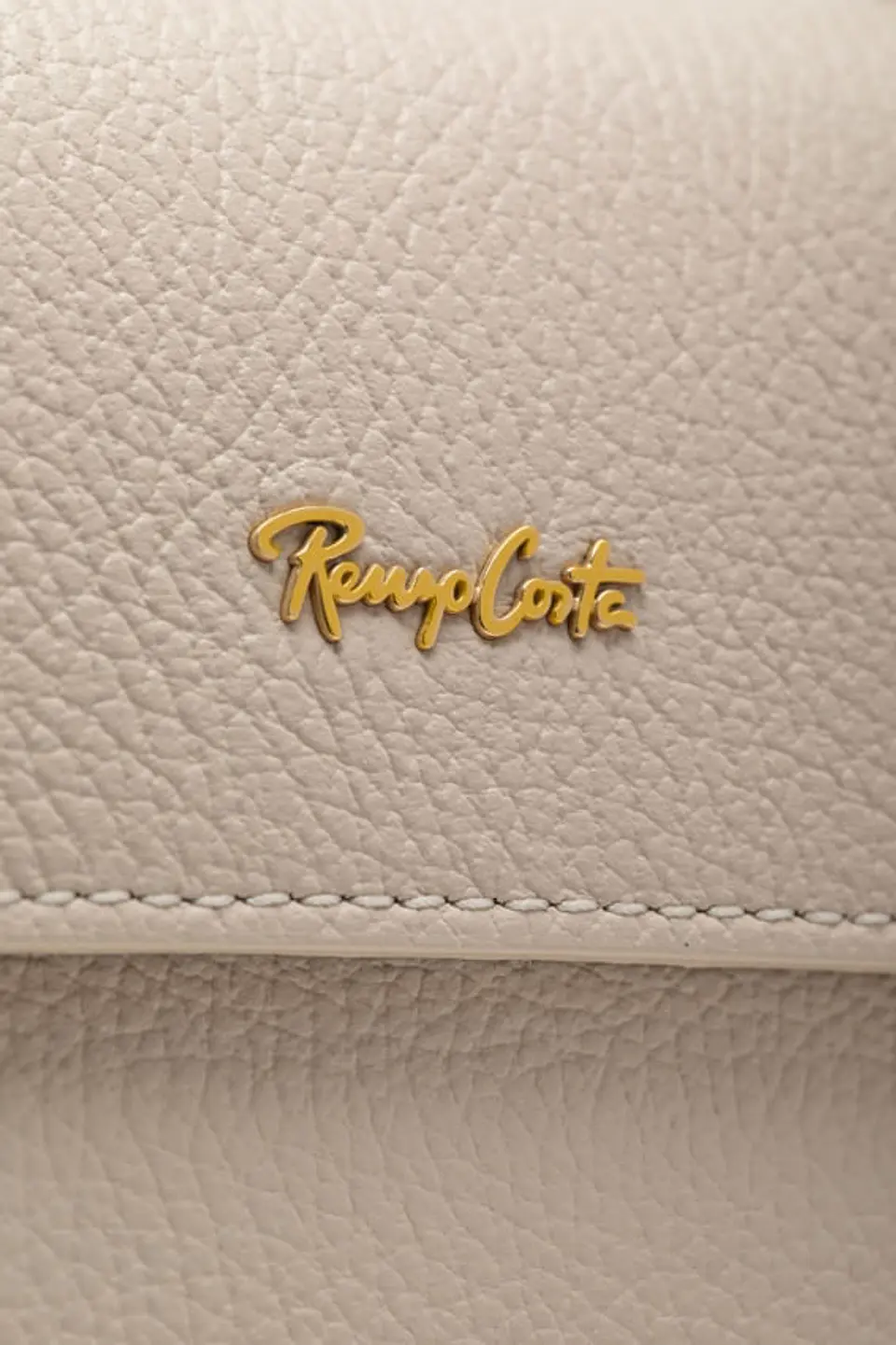 Cartera Cuero Mini Muse 22