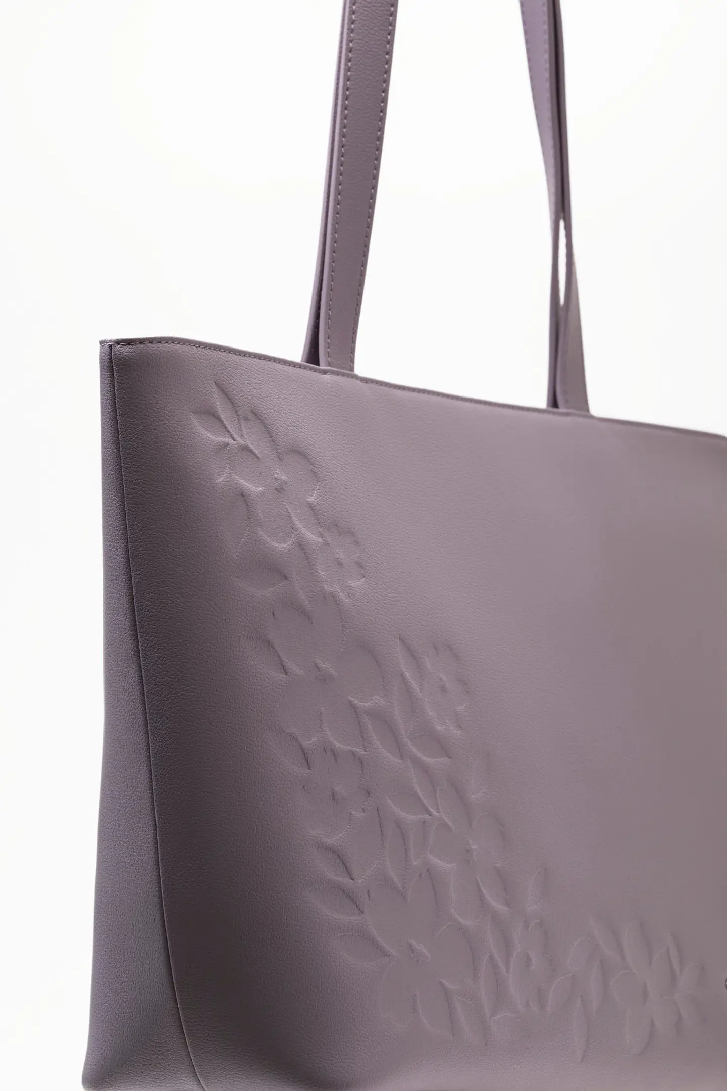 Cartera Cuero Tote Petalia 8