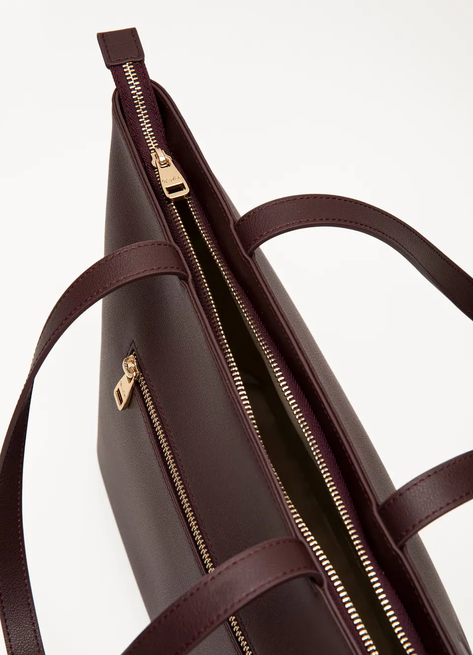 Cartera Cuero Tote Petalia 22